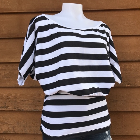 Susie Rose Black & White Blouse Striped Top - Picture 8 of 8
